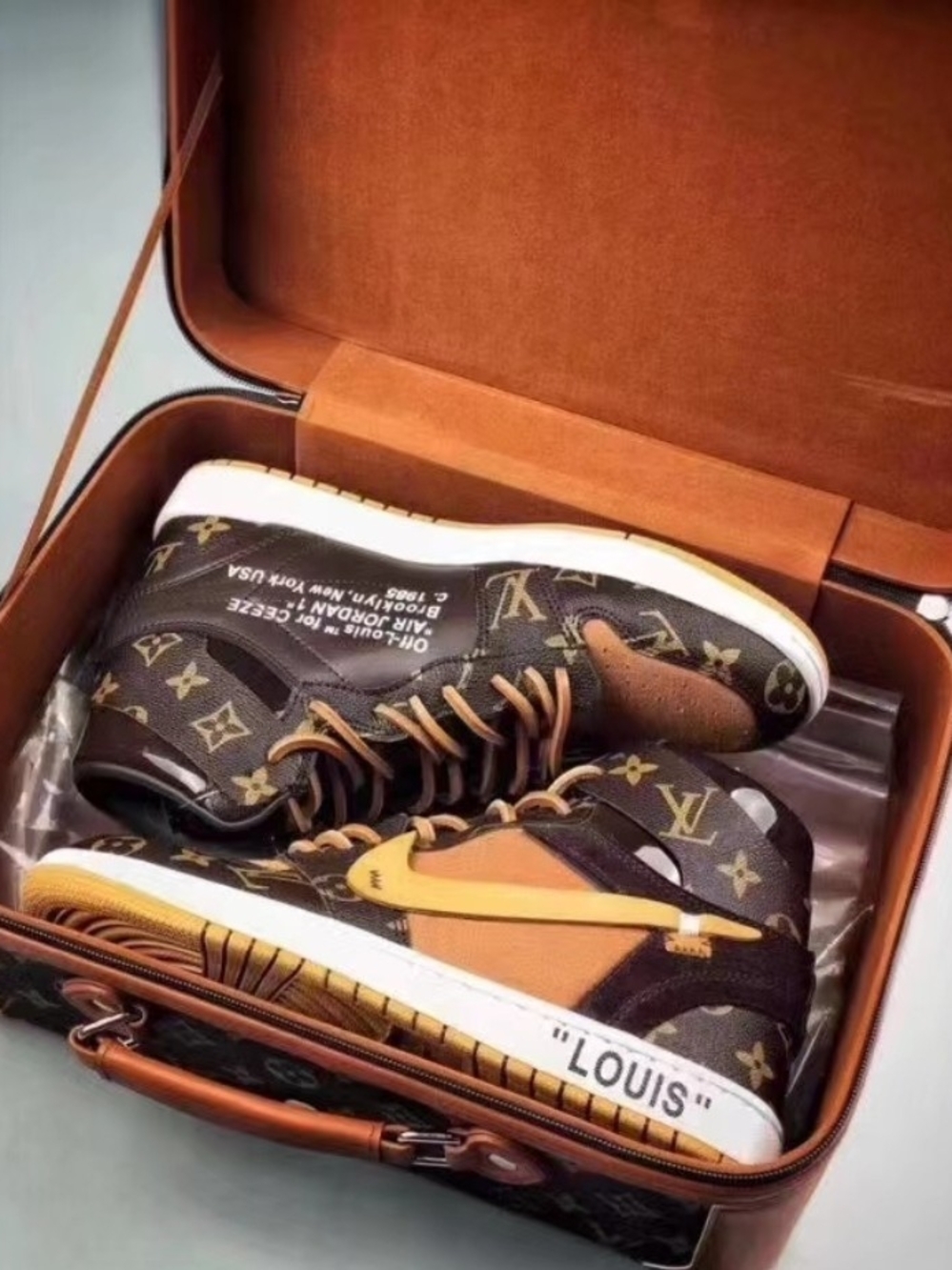 Louis Vuitton X Air Jordan 1